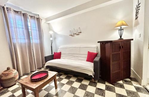 Old Town Apartment | ApartHotel Riviera - BALCON DES ETATS UNIS - Old Town Promenade des Anglais