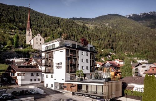 Oetz Hotel | Aparthotel Tante Trude