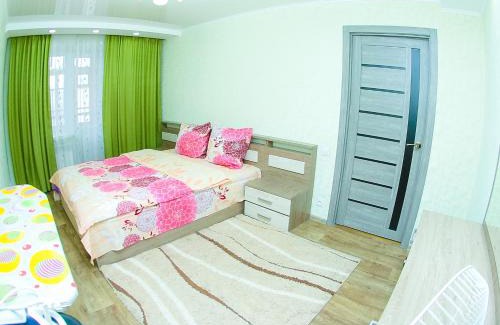 Oskemen Apartment | ApartLux on Republic Square