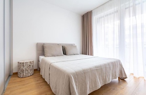 Kosice Old Town Apartment | Apartmán Al-Park s private garage parking free, 5 min pešo do centra