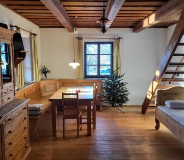 Chvalsiny Apartment | Apartmány Červený Dvůr