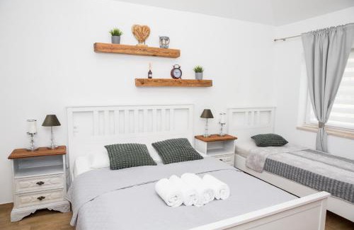 Znojmo Apartment | Apartmány Ellie
