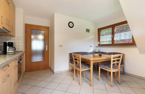 Wolfach - Saint Roman Apartment | Apartment 'Ferienwohnung Sulzerköpfle' with Mountain View, Private Terrace and Wi-Fi