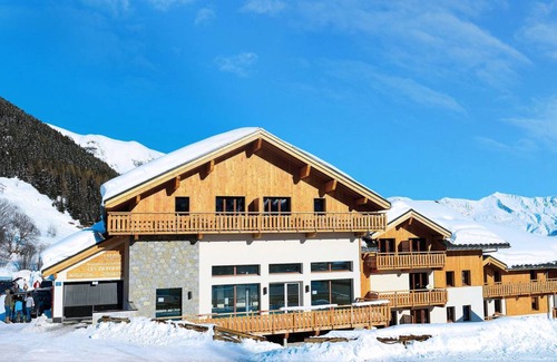 Saint-Sorlin-d'Arves Apartment | Apartment ∙ 8 guests