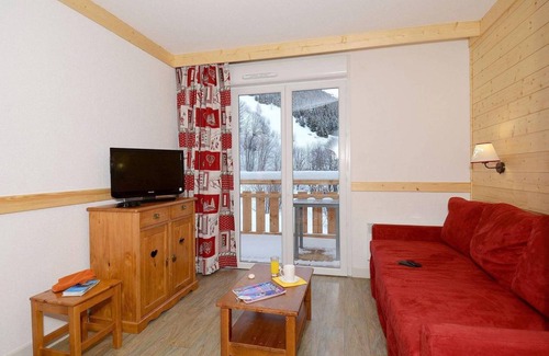 Saint-Sorlin-d'Arves Apartment | Apartment ∙ 10 guests