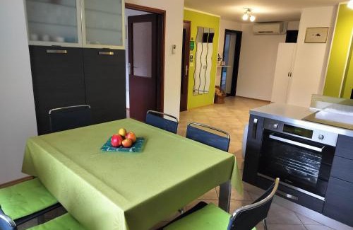 Ciginj Apartment | Apartma Aneja