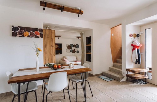 Sezana Apartment | Apartma Ob stari murvi, Sežana