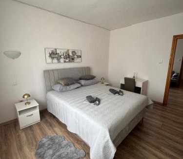 Perusic Apartment | Apartman Ane