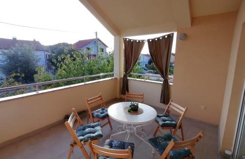 Ljubuski Apartment | Apartman Cherry
