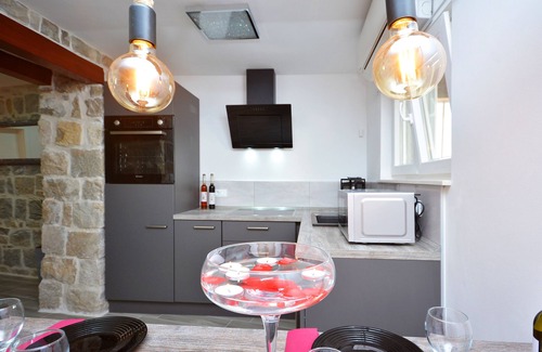 Kastel Sucurac Apartment | Apartman Heritage of Geza
