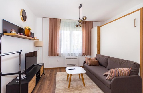 Canton 10 Apartment | Apartman Krželj B1