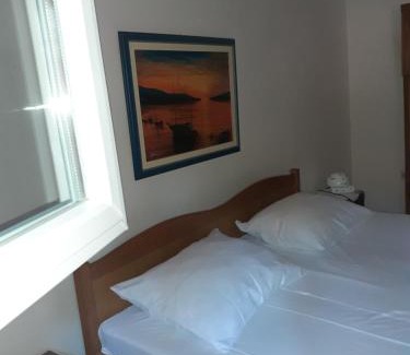 Karlobag Apartment | Apartman Marino- autentični domaćinski smještaj