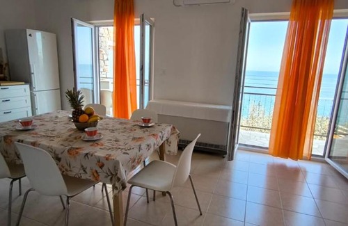 Stomorska Apartment | Apartman None