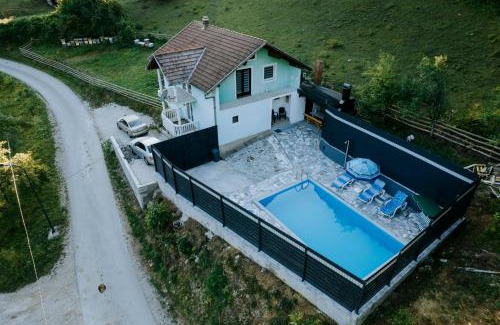 Central Bosnia Canton Apartment | Apartman Orahovčić