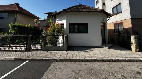 Mali Radic Apartment | Apartman Orhideja
