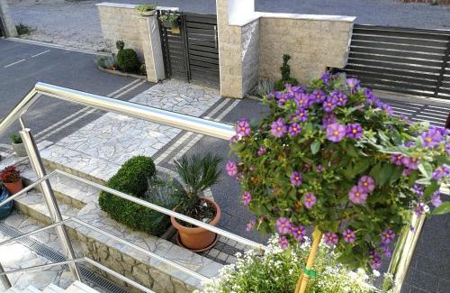 Municipality of Omisalj Apartment | APARTMANI BAN