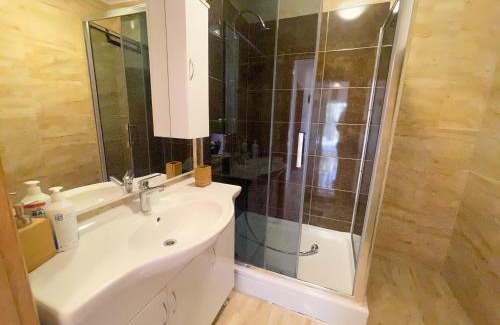 Jadranovo Apartment | Apartmani Combaj