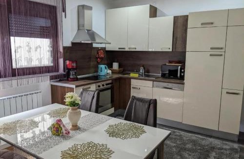 Mali Radic Apartment | Apartmani Hrastik 1