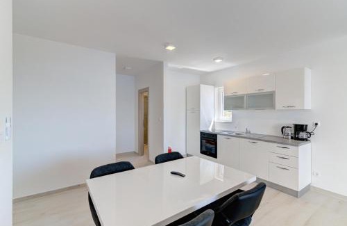 Sveti Juraj Apartment | APARTMANI OLIMP1