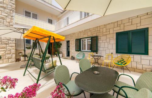 Gradac Apartment | Apartmani Ujdur