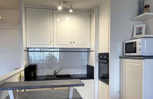 Saint-Gilles-Croix-de-Vie Apartment | Apartment Saint-Gilles-Croix-de-Vie, 1 bedroom, 5 persons