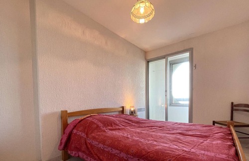Saint-Gilles-Croix-de-Vie Apartment | Apartment Saint-Gilles-Croix-de-Vie, 1 bedroom, 5 persons