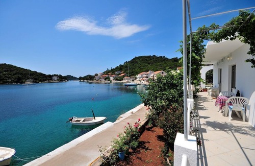 Pasadur Apartment | Apartments Slavica (53941-A2) - Pasadur - island Lastovo