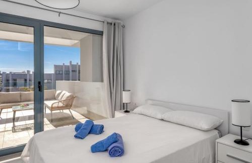 Puerto de la Duquesa Apartment | Apartment Ático Sea View Pure South by Interhome