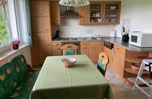Herscheid Apartment | Apartment '1, Größe 90qm' with Balcony and Wi-Fi