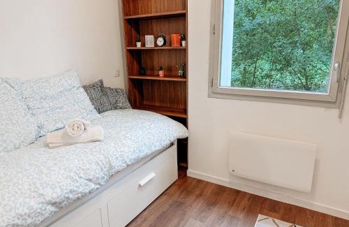 Rosny-sous-Bois Apartment | Apartment 10 mins from Paris