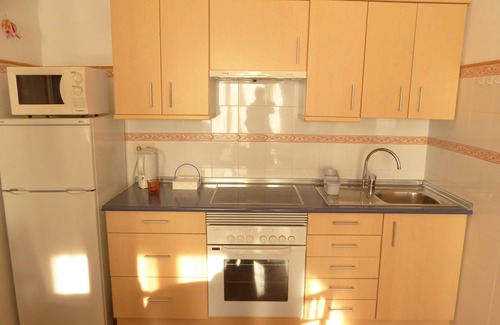 Ibero Cottage | Apartment (2+1 pax) next to the river, with pool and 10 minutes from Pamplona