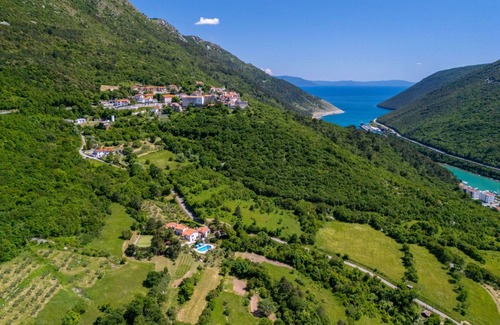 Plomin Apartment | Apartment ∙ 2 bedrooms ∙ 4 guests