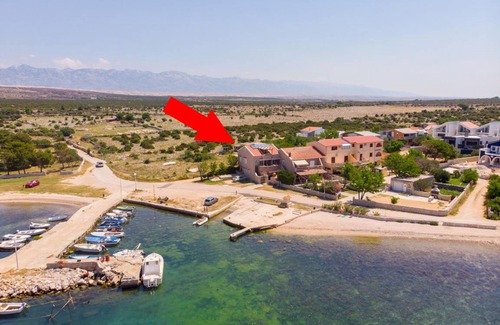 Kosljun Apartment | Apartment ∙ 2 bedrooms ∙ 4 guests