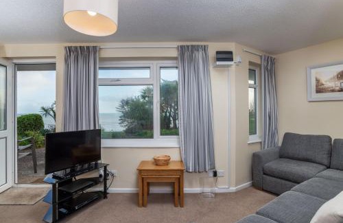 Seaton House | Apartment 2 - Mount Brioni