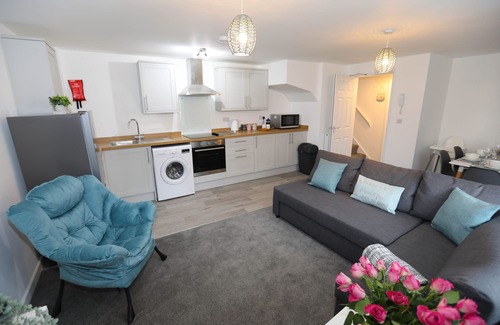 Lympstone Apartment | Apartment 2, The Strand, Exmouth, By RentMyHouse