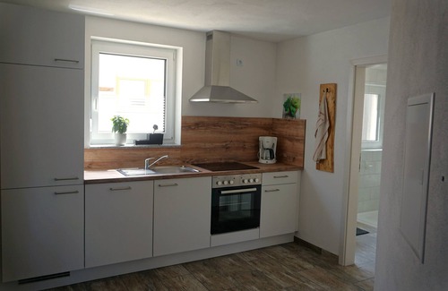Obersasbach Apartment | Apartment '2' with Private Terrace and Wi-Fi