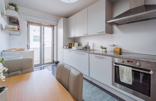 Nazare Apartment | Apartment-2bedroom-1bathroom-petfriendly-garage