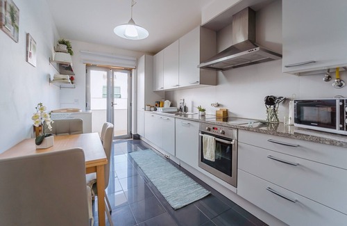 Nazare Apartment | Apartment-2bedroom-1bathroom-petfriendly-garage