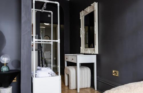 Chepstow Apartment | Apartment 3