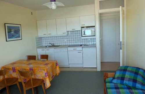 Plonevez-Porzay Apartment | - Apartment 4 -