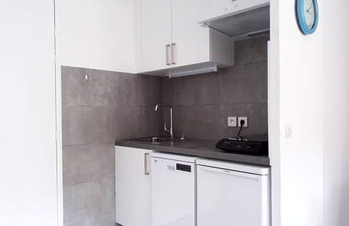 Cavalaire-sur-Mer Apartment | Apartment 4 People In Residence Secured Swimming Pool Garage CAVALAIRE/SEA