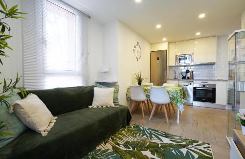 Castelldefels Apartment | Apartment-4people-Parking-Castelledefels-Bikes-Bbq