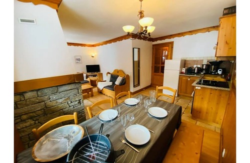 Oz Apartment | APARTMENT 6-8 PERS CHALET DES NEIGES Swimming pool -Sauna