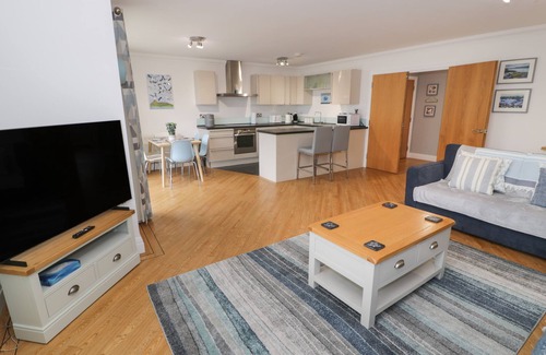 Edern Apartment | Apartment 6