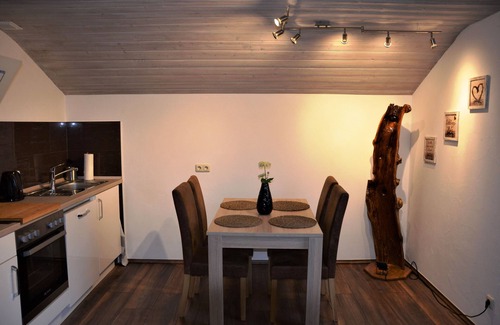 Ruhpolding Apartment | Apartment 78sqm, balcony, kitchenette, 2 bedrooms, 1 bed-sitting room, 4 pers.