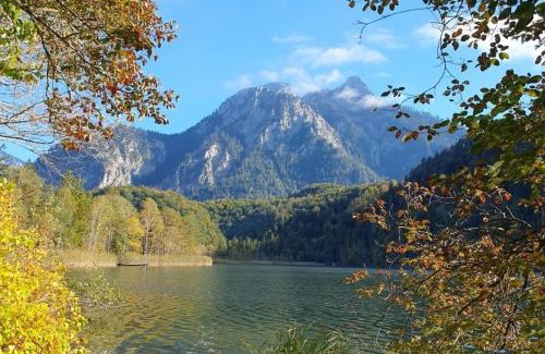 Berghof Apartment | Apartment Alpenblick 6, Halblech im Allgäu, Bergblick pur - NEUERÖFFNUNG!