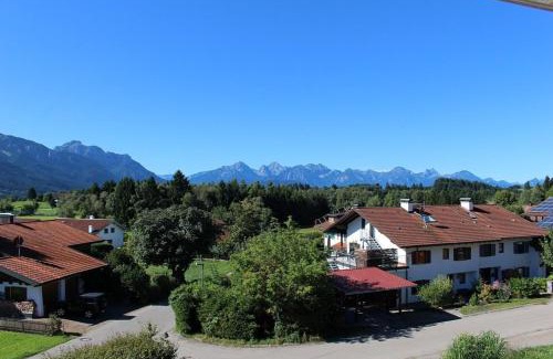 Berghof Apartment | Apartment Alpenblick 6, Halblech im Allgäu, Bergblick pur - NEUERÖFFNUNG!