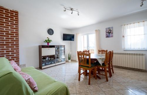 Vinkuran Apartment | Apartment Ana
