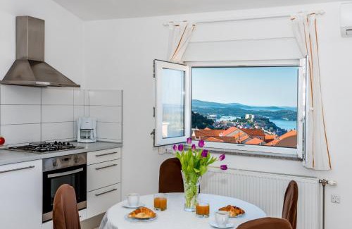 Meterize Apartment | Apartment Anamarija with sea view