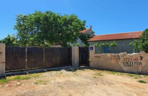 Lanterna Apartment | Apartment and Rooms Hacienda Stelio